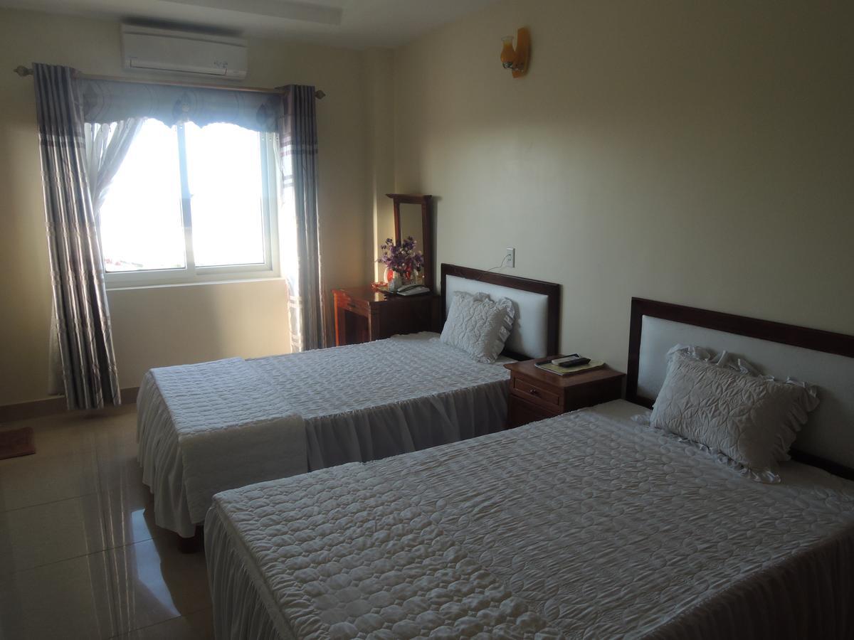 Ngan Ha Hotel Dong Hoi Extérieur photo