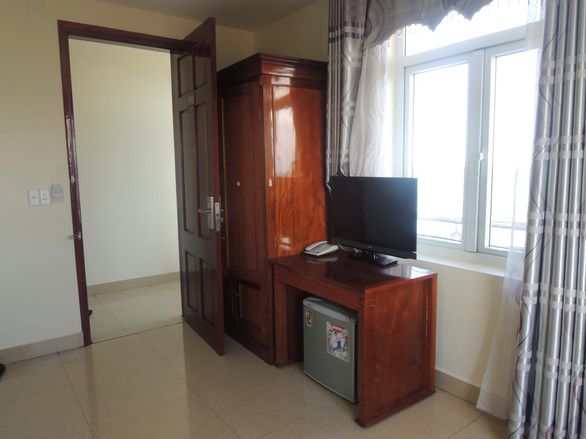 Ngan Ha Hotel Dong Hoi Extérieur photo