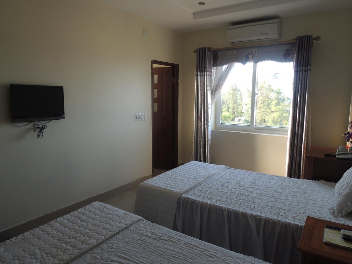 Ngan Ha Hotel Dong Hoi Extérieur photo