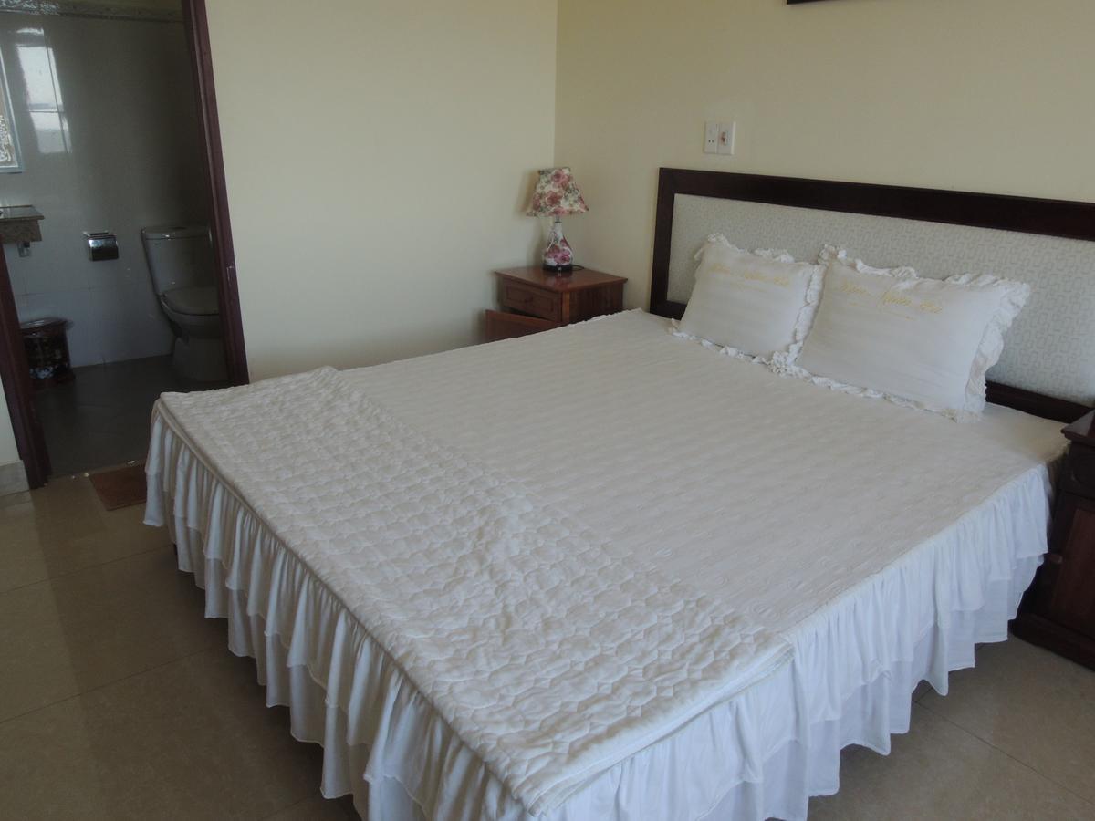 Ngan Ha Hotel Dong Hoi Extérieur photo